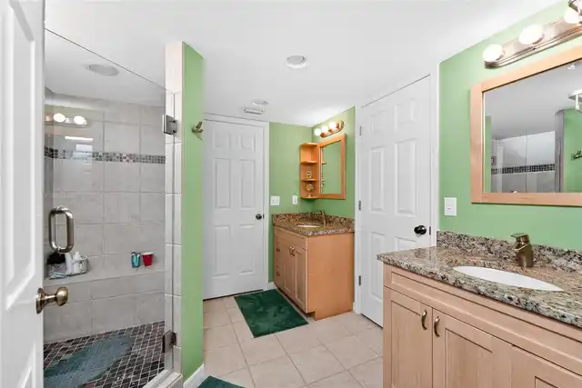 Listing Photo 33
