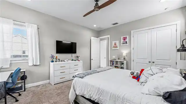 Listing Photo 28