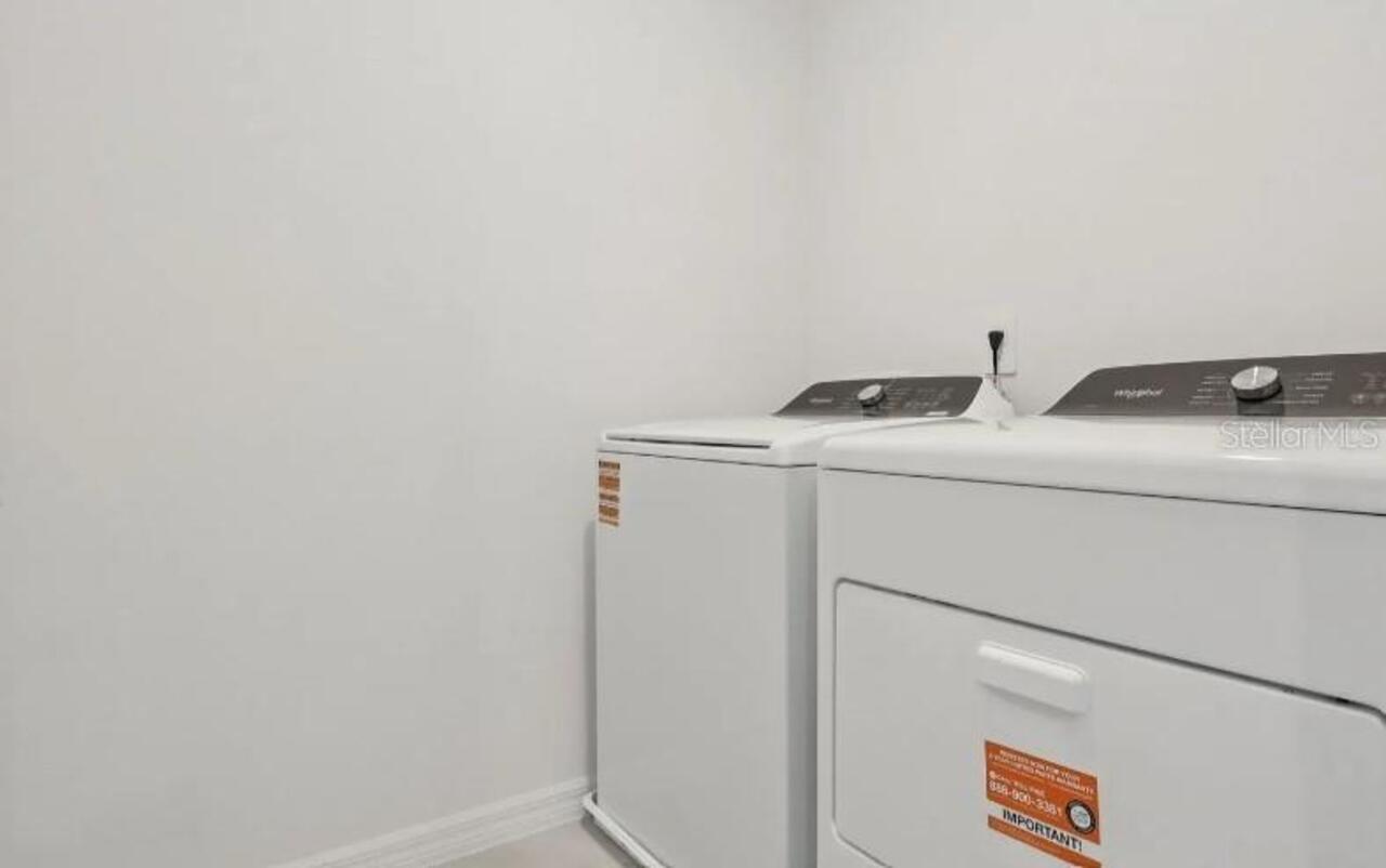 Listing Photo 11