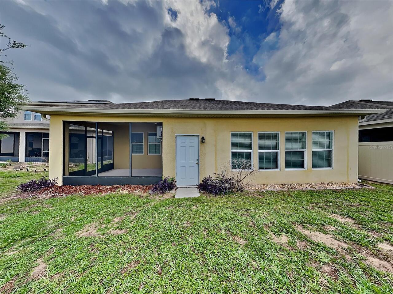 Listing Photo 16