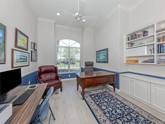 Listing Photo 17