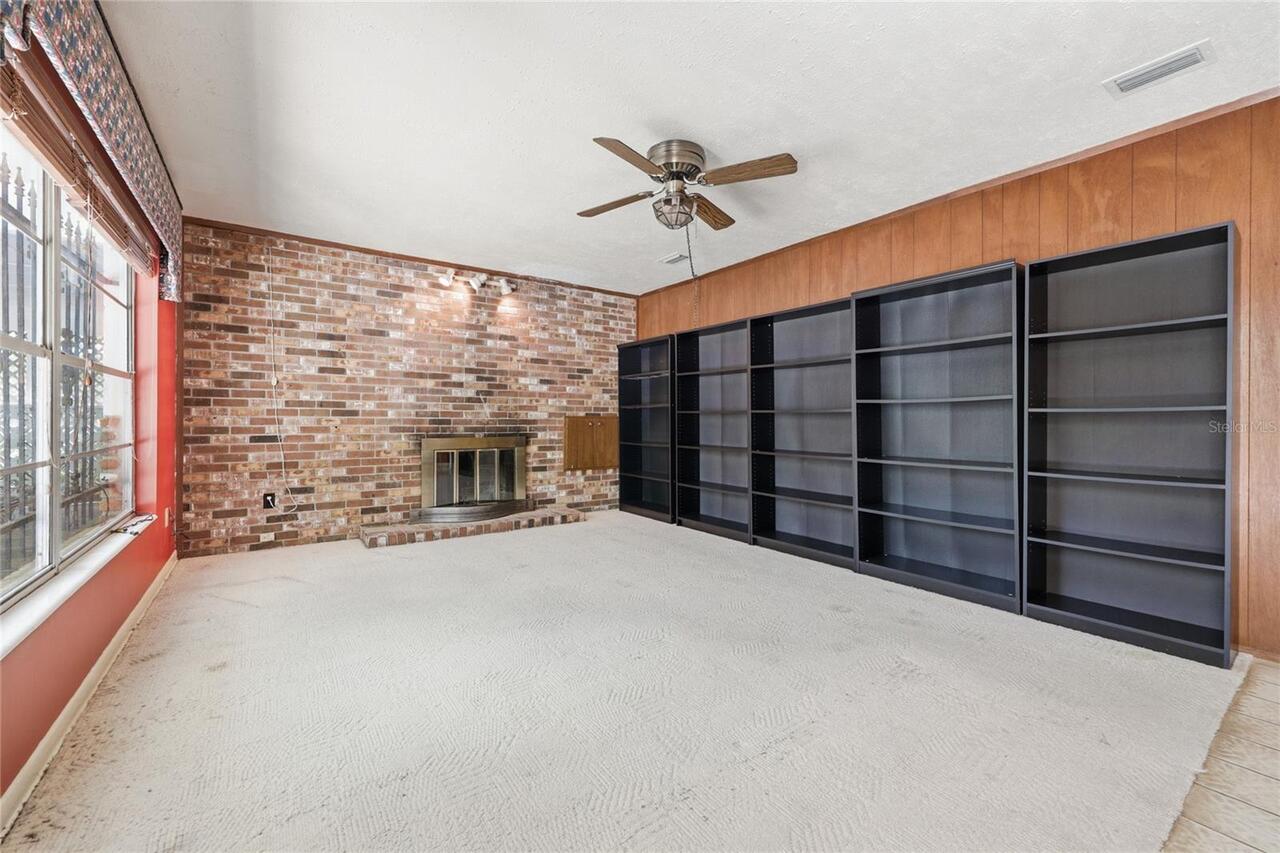 Listing Photo 8