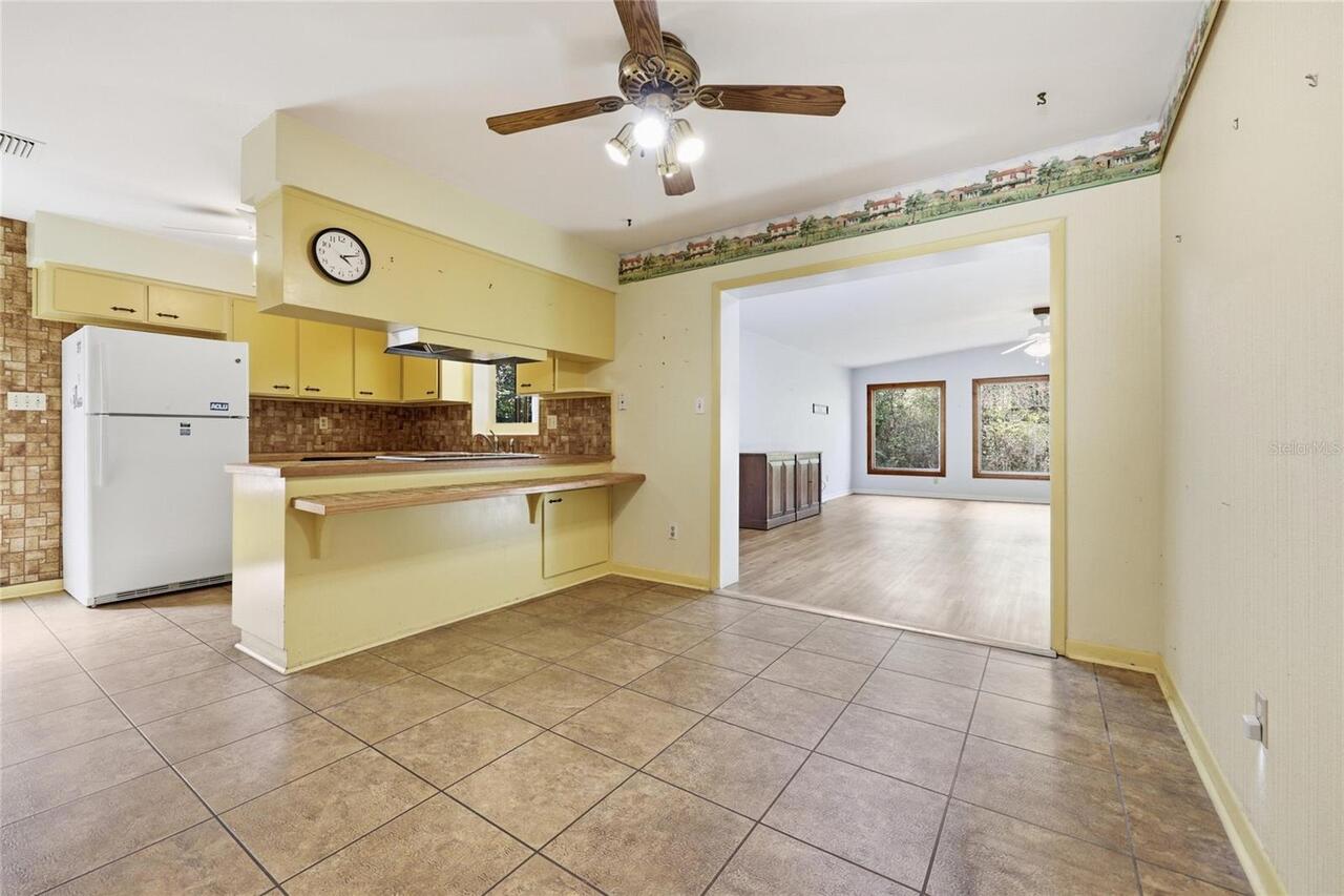 Listing Photo 10