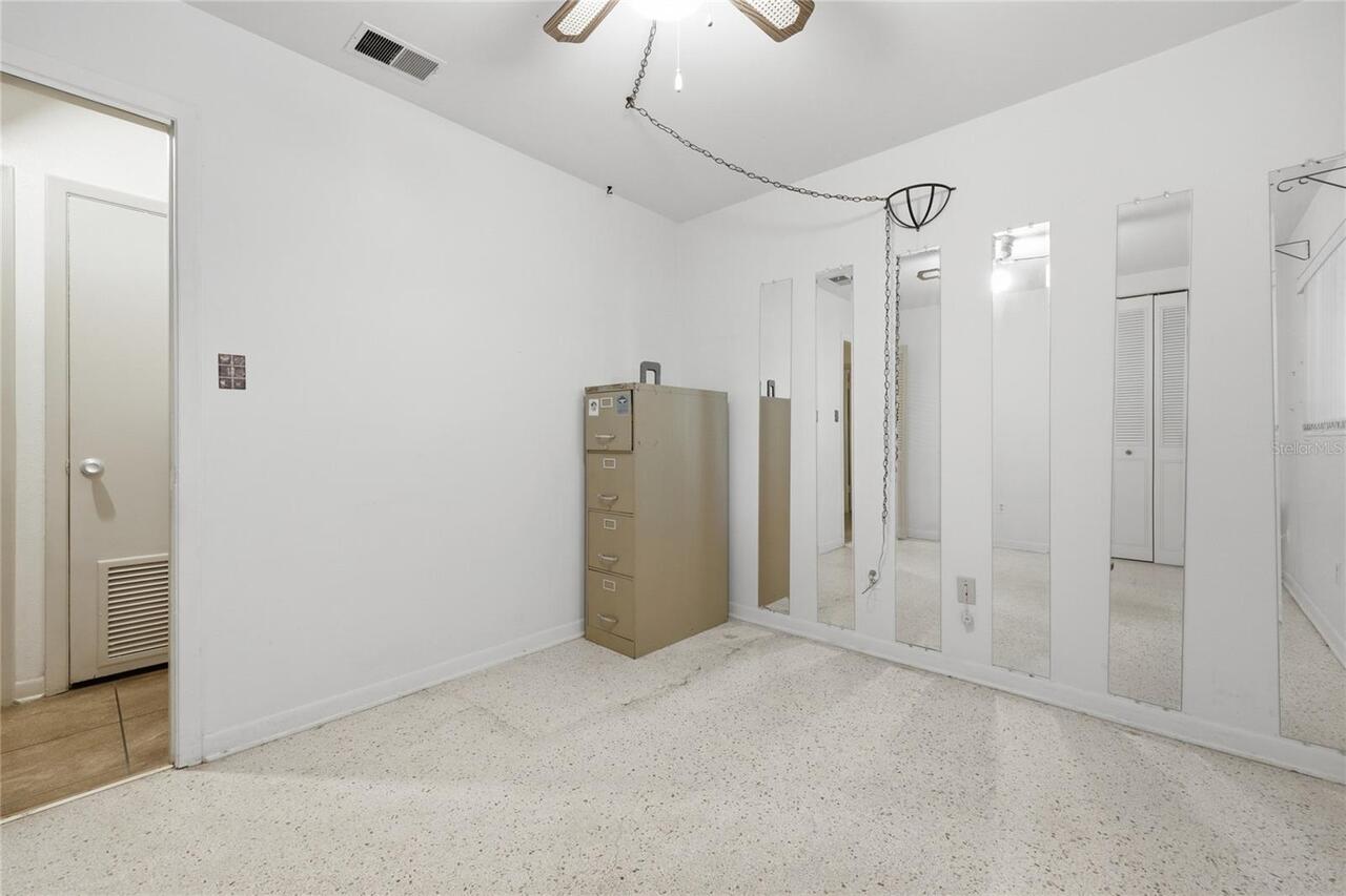 Listing Photo 35
