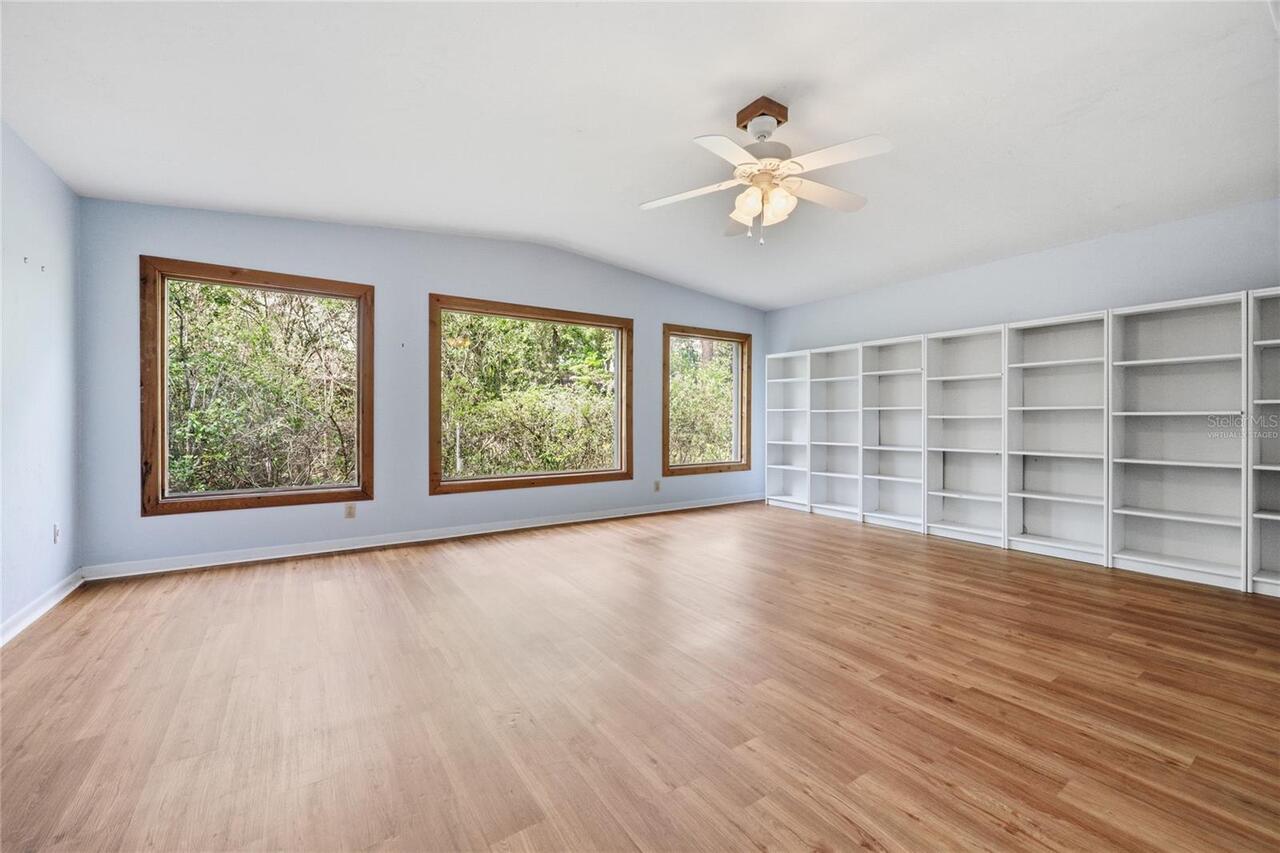 Listing Photo 21