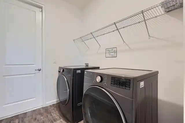 Listing Photo 11