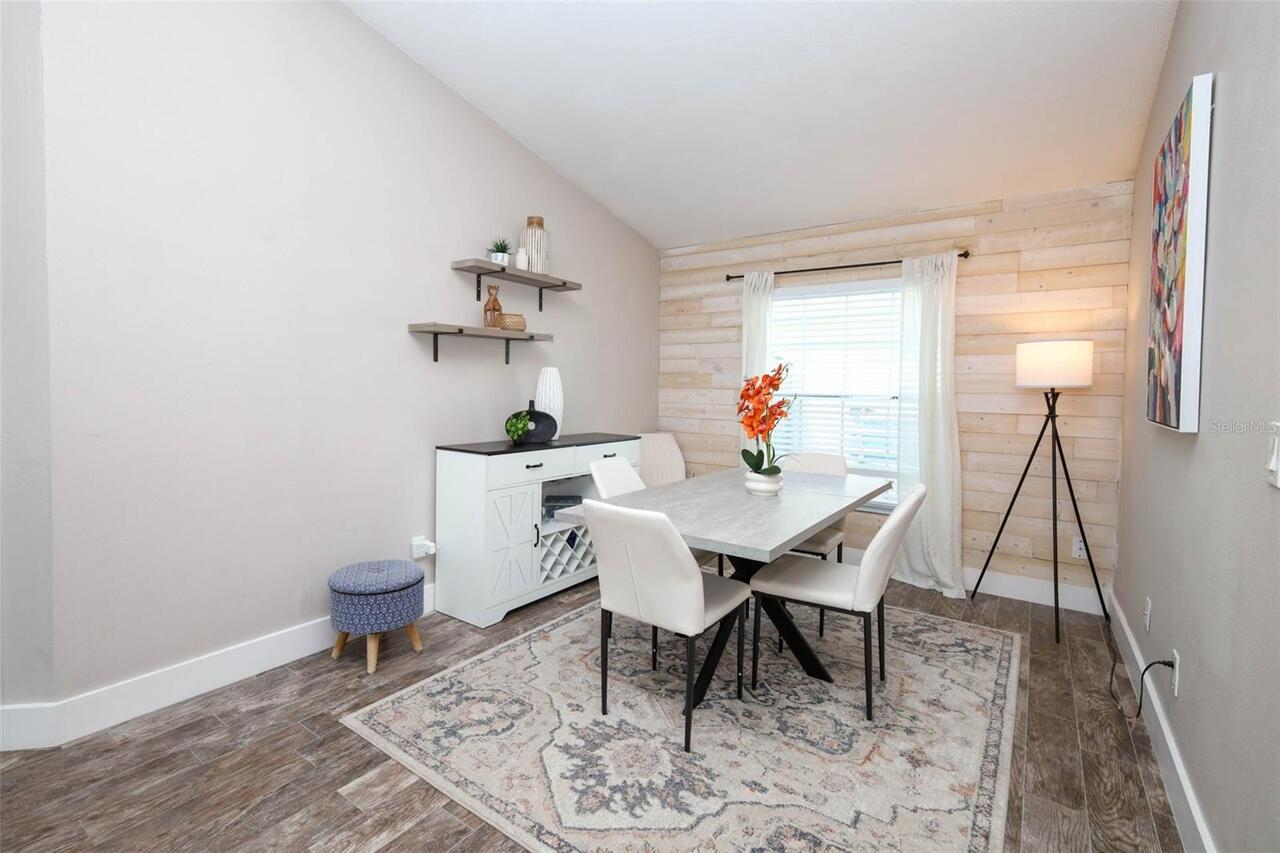 Listing Photo 9