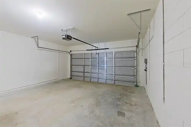 Listing Photo 21