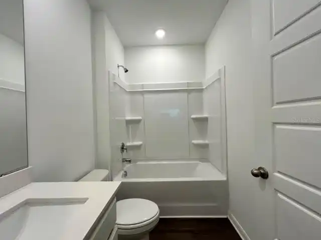 Listing Photo 19