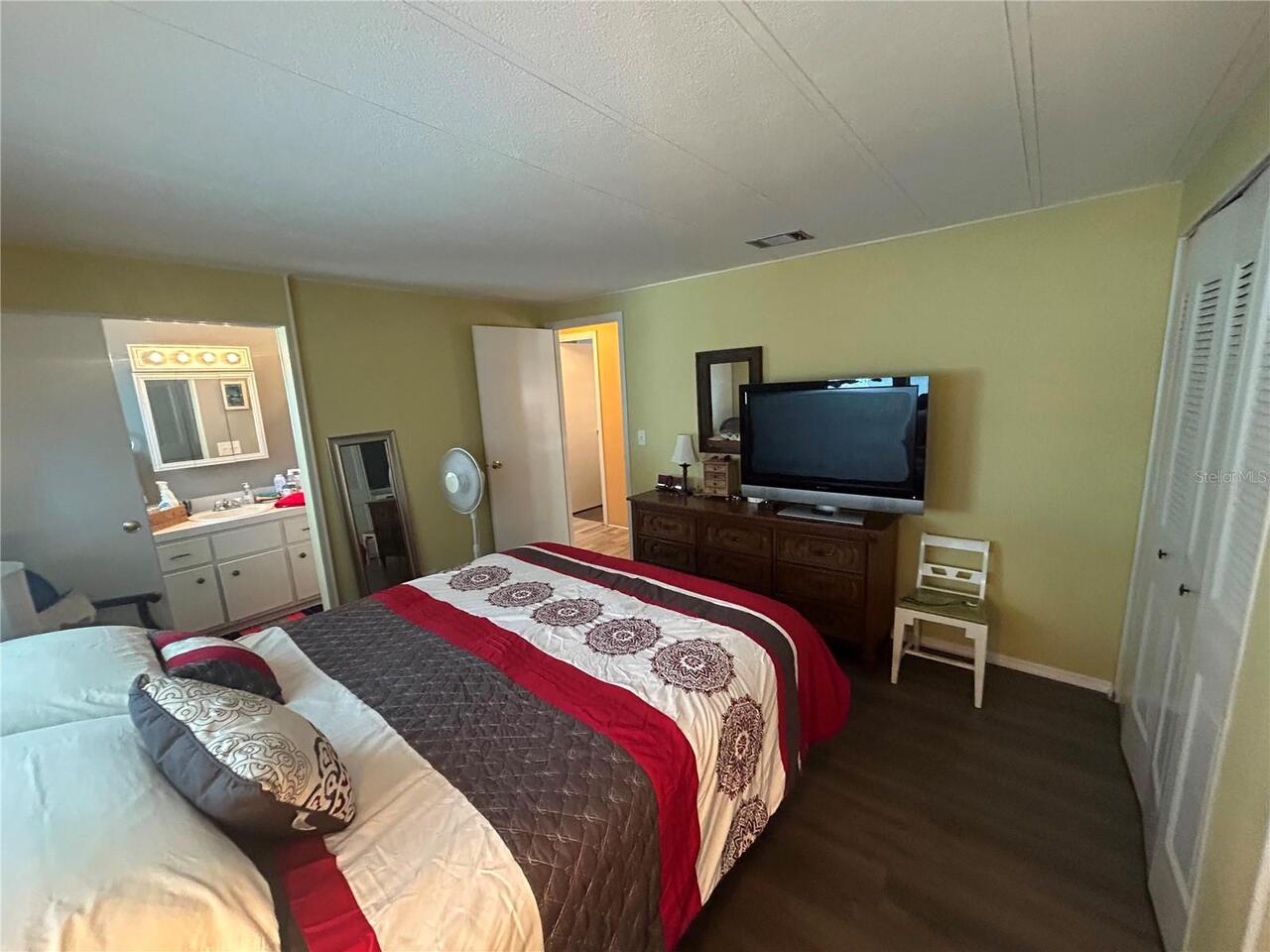 Listing Photo 7