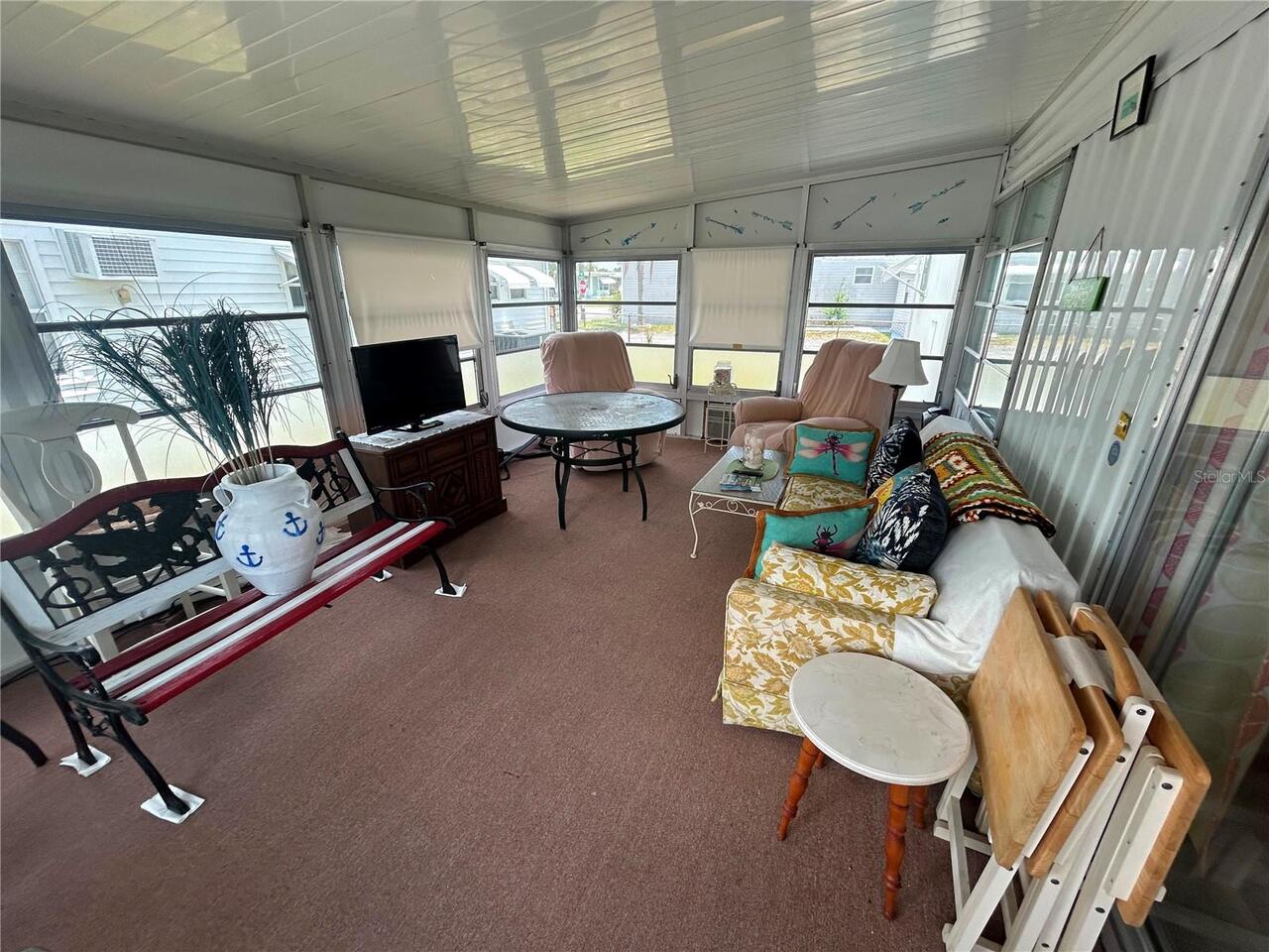Listing Photo 10