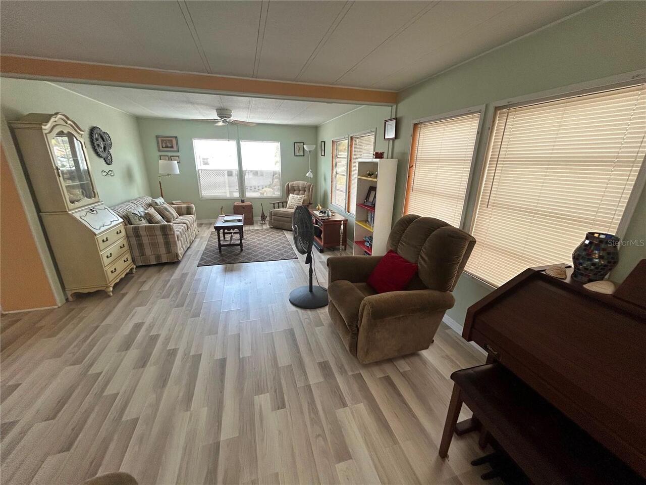 Listing Photo 18