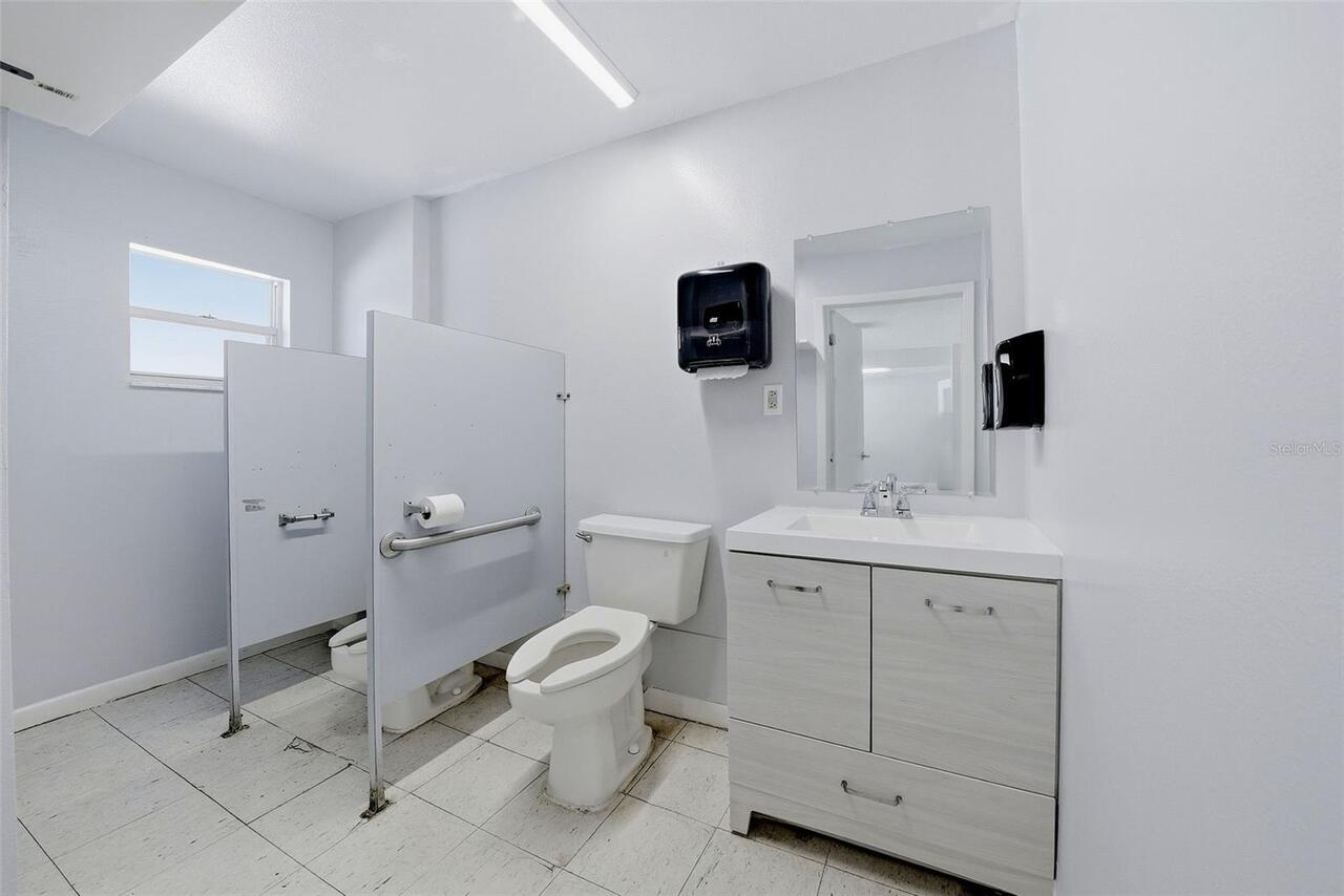 Listing Photo 22