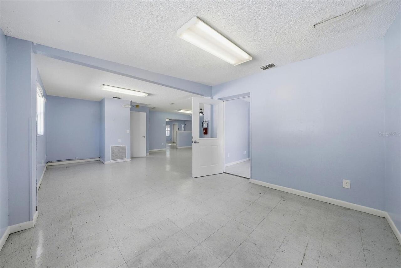 Listing Photo 28