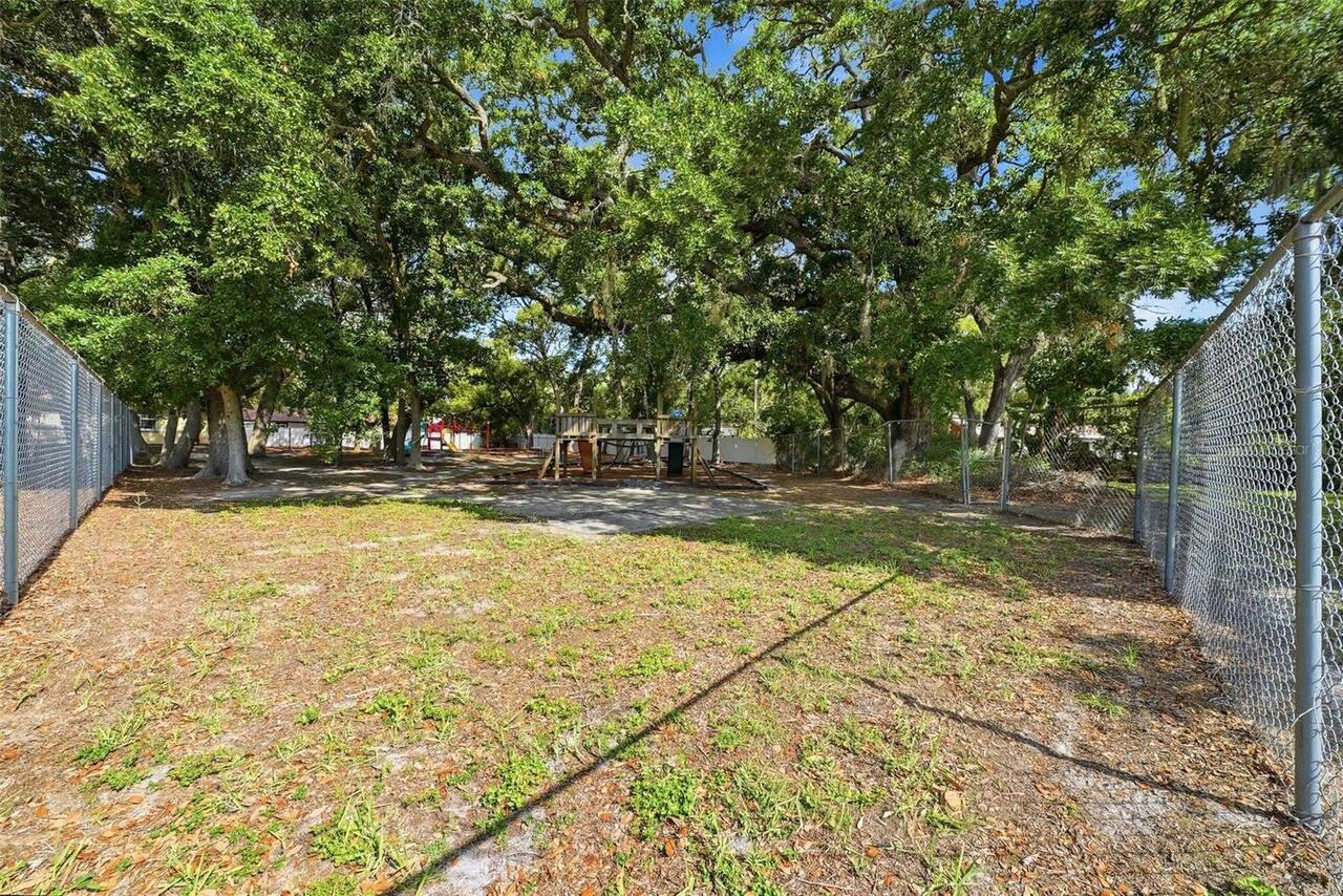 Listing Photo 37