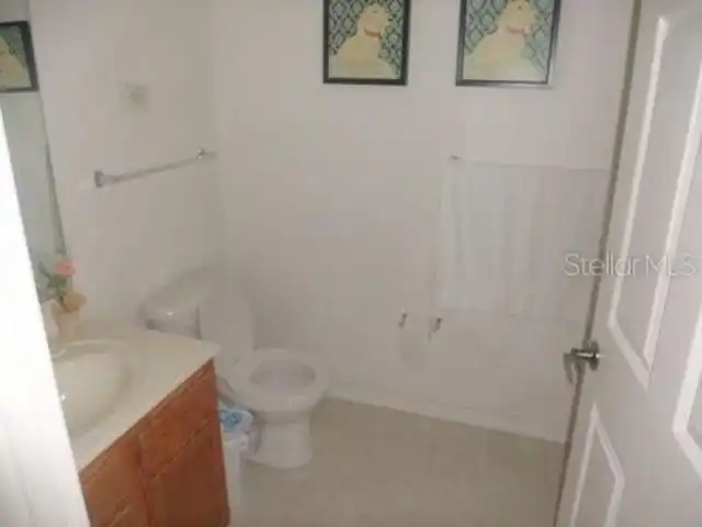 Listing Photo 10