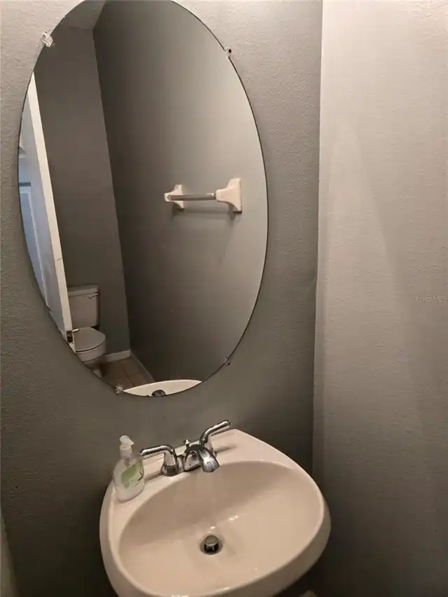 Listing Photo 8