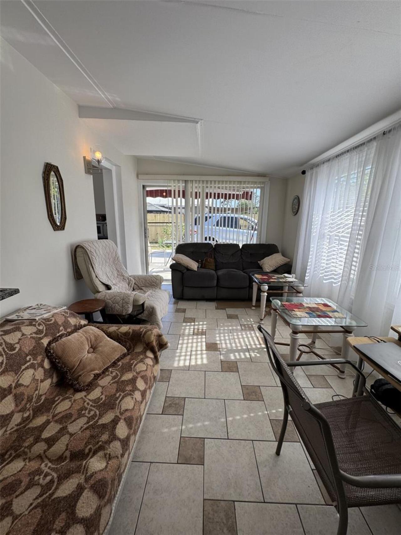 Listing Photo 7