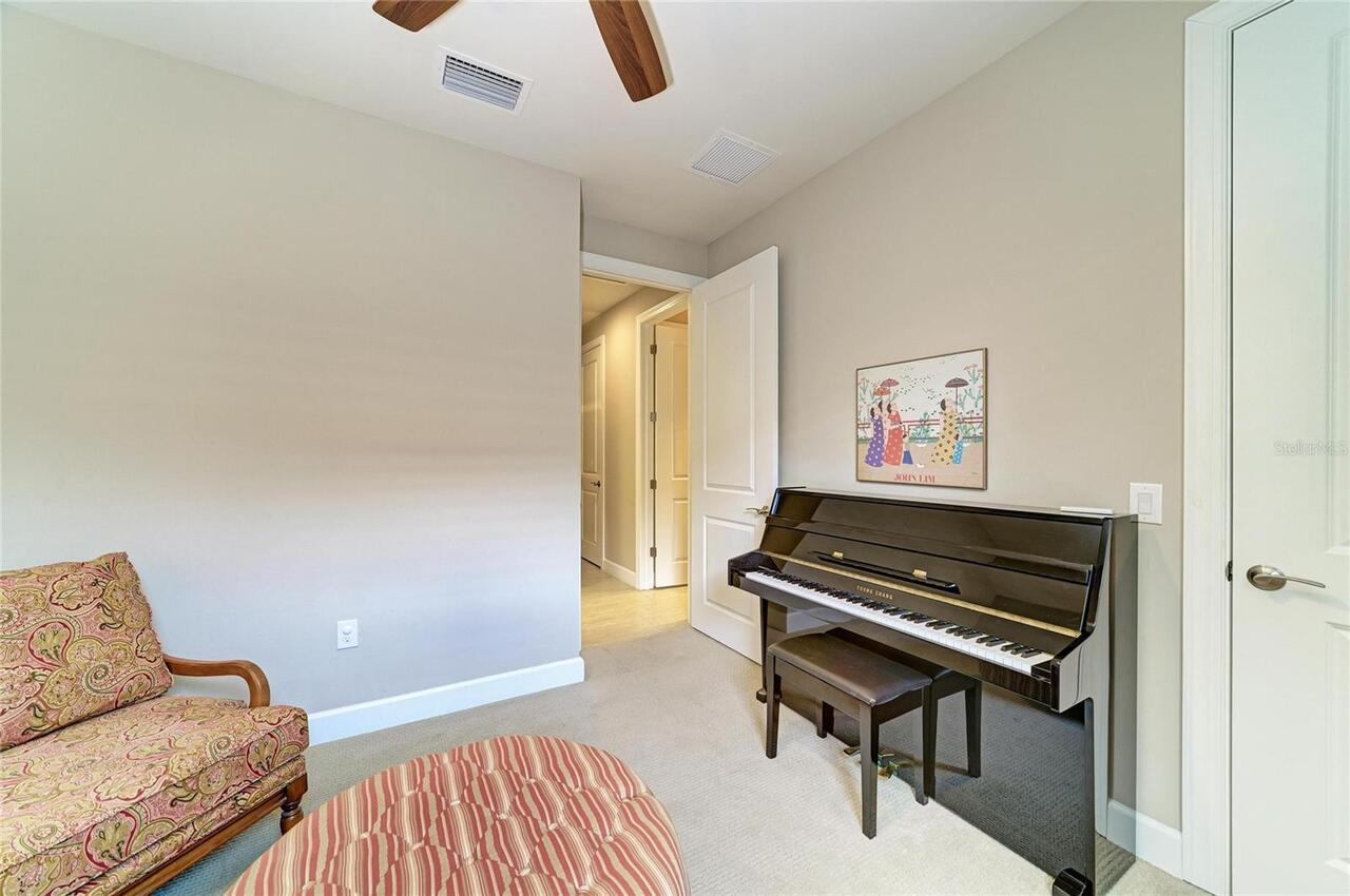 Listing Photo 33