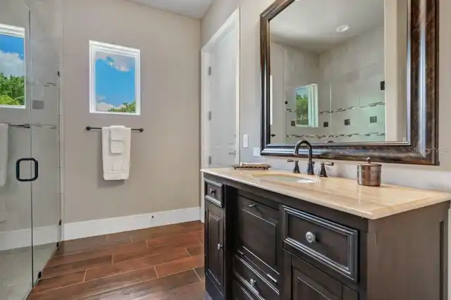 Listing Photo 34
