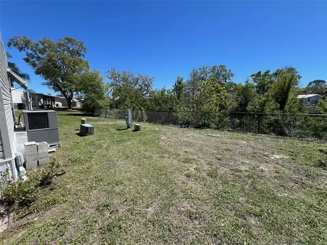 Listing Photo 7