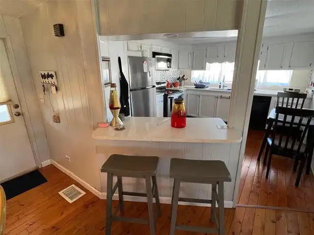 Listing Photo 13