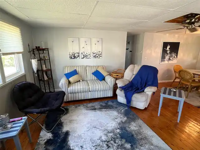 Listing Photo 16