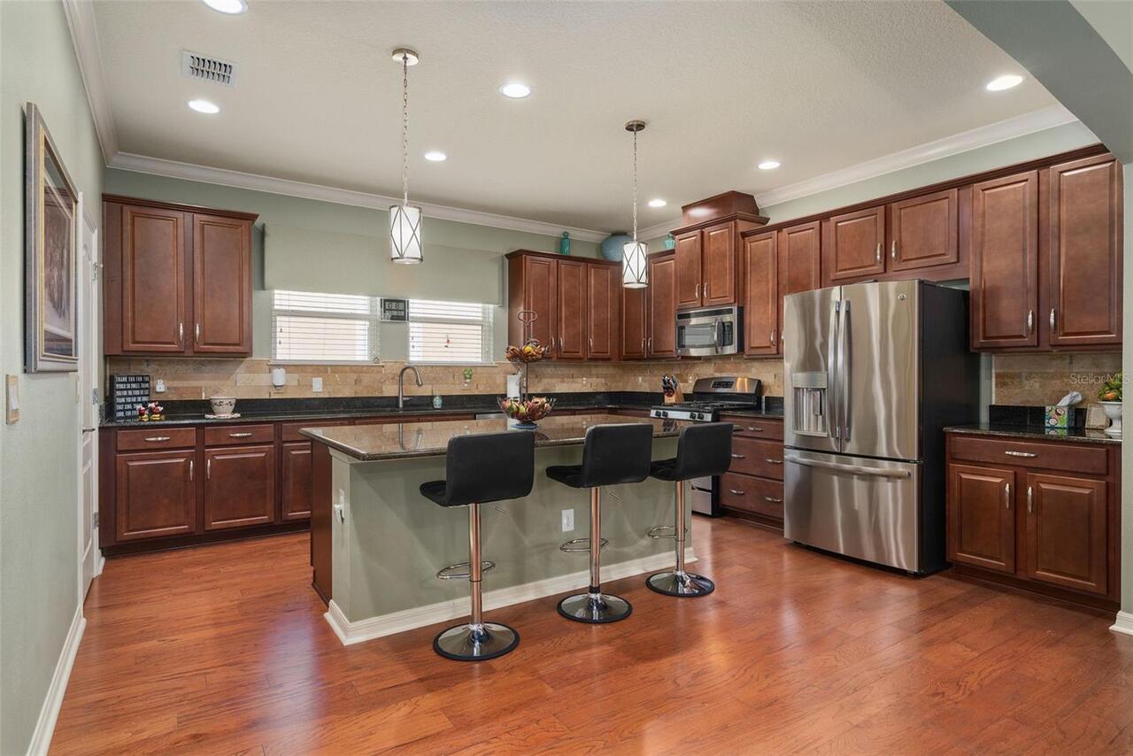 Listing Photo 11