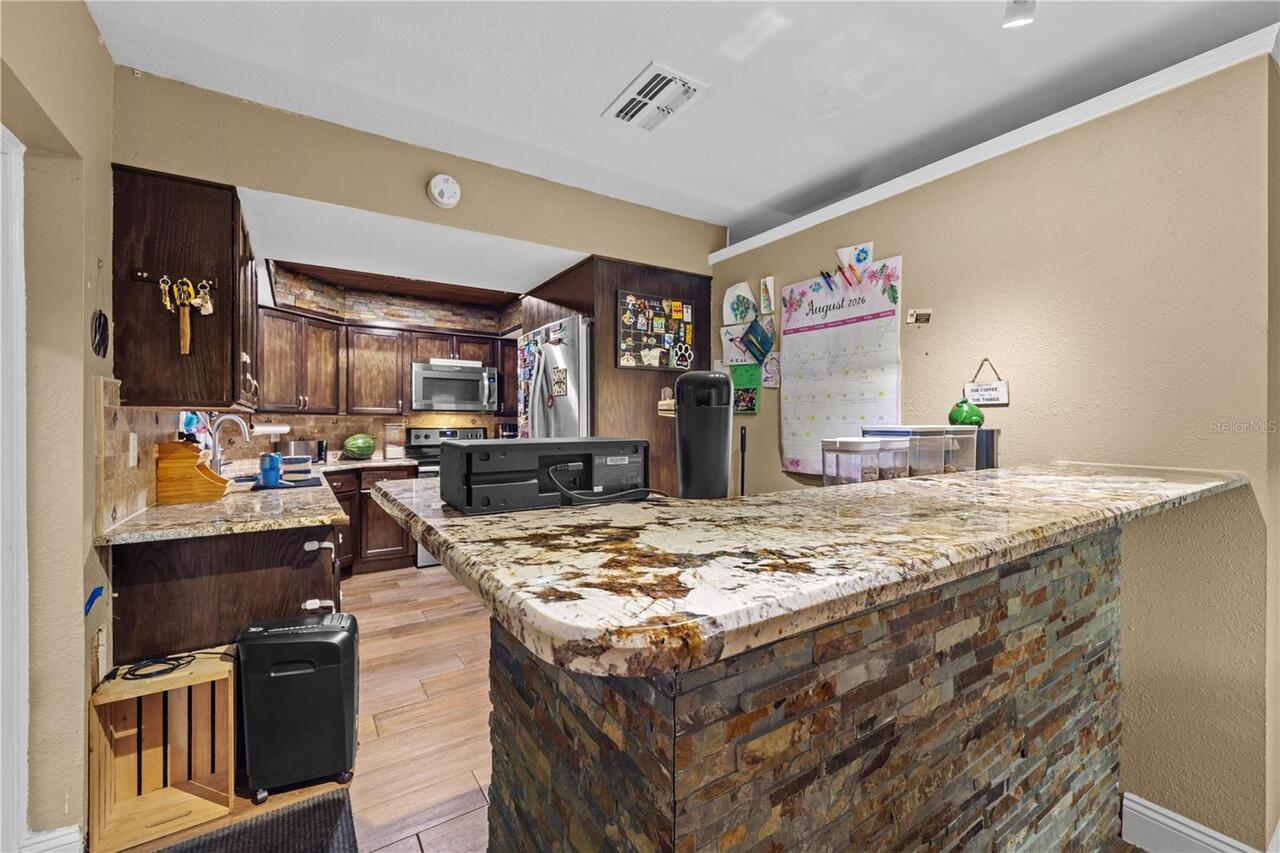 Listing Photo 15
