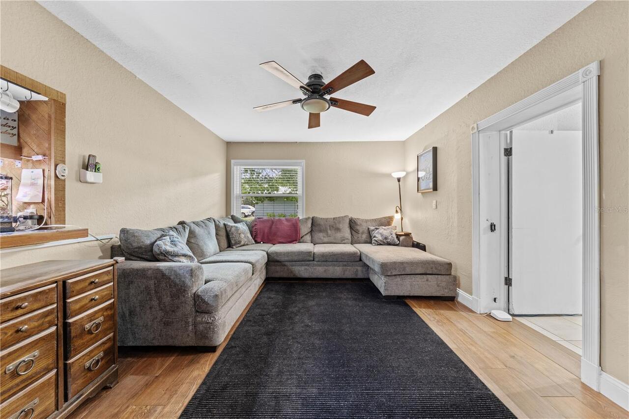Listing Photo 16