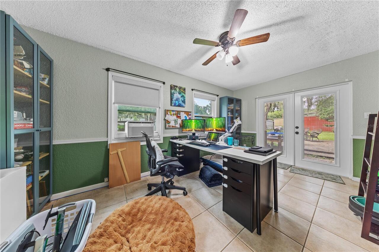 Listing Photo 23
