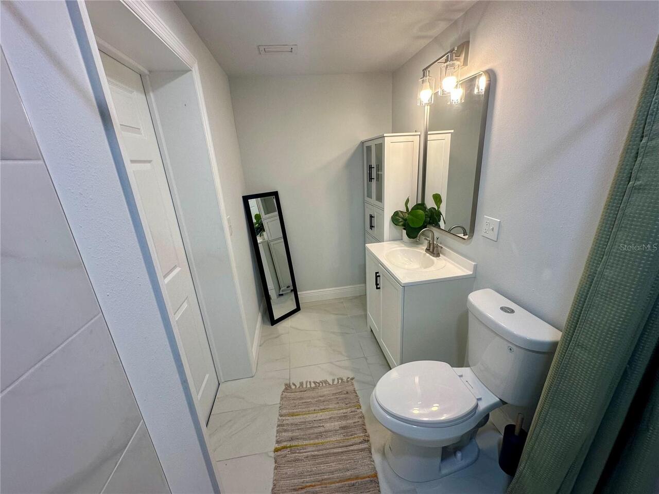Listing Photo 9