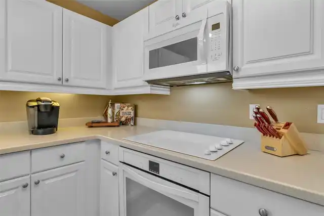 Listing Photo 15
