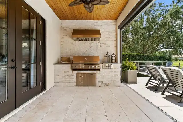 Listing Photo 37