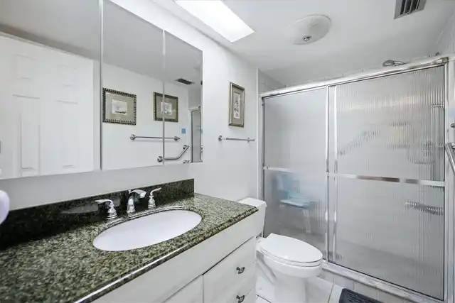 Listing Photo 15