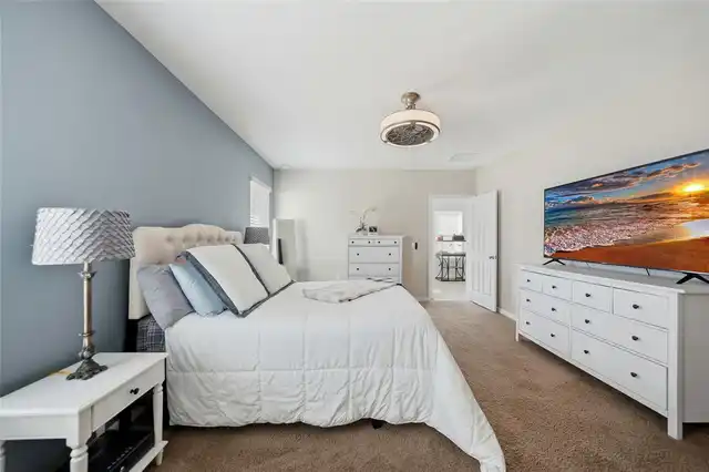 Listing Photo 16