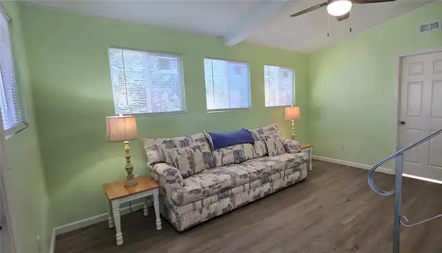 Listing Photo 23