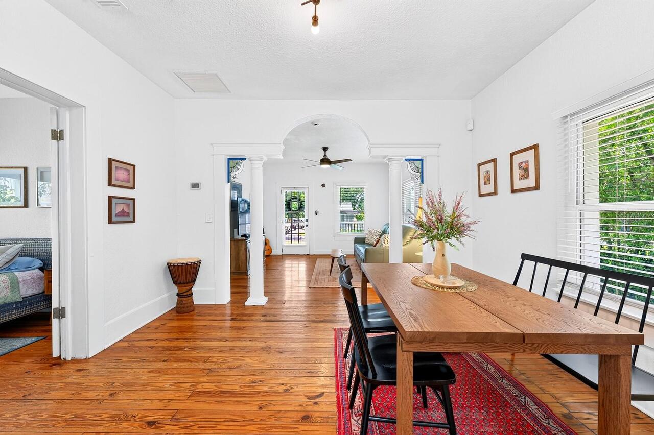 Listing Photo 9