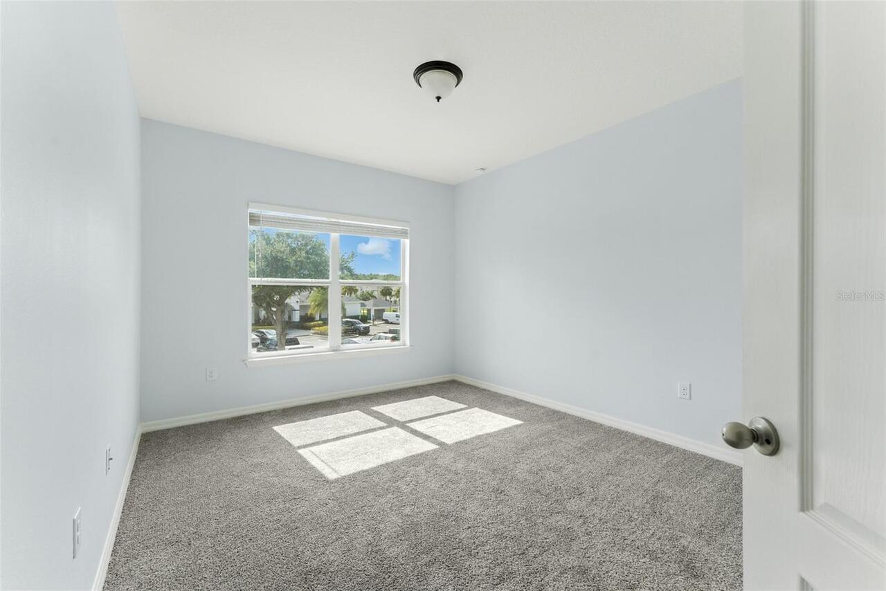 Listing Photo 14