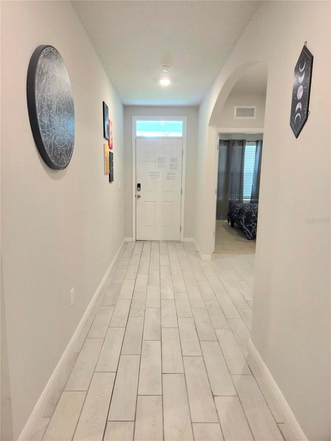 Listing Photo 11