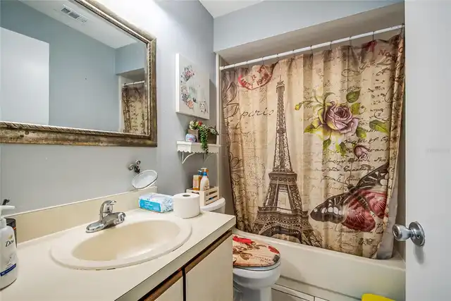 Listing Photo 32