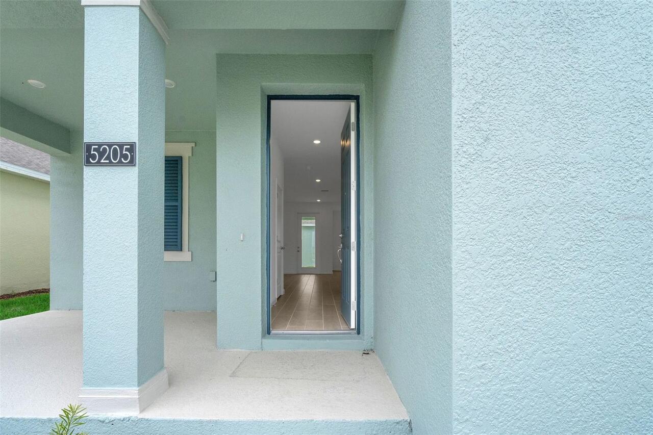 Listing Photo 8