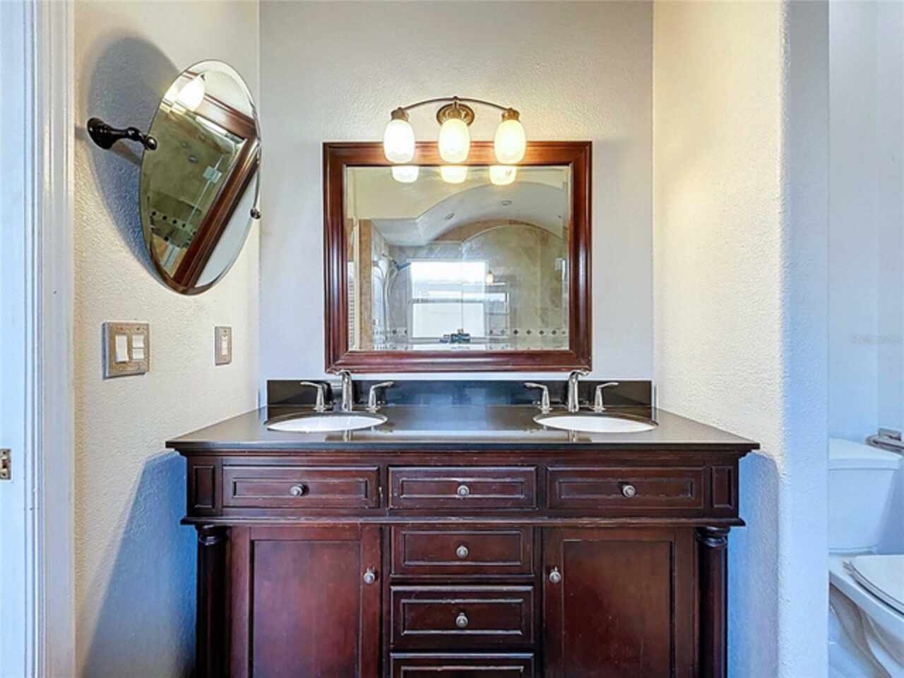 Listing Photo 23