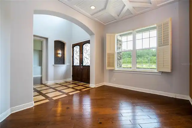Listing Photo 18