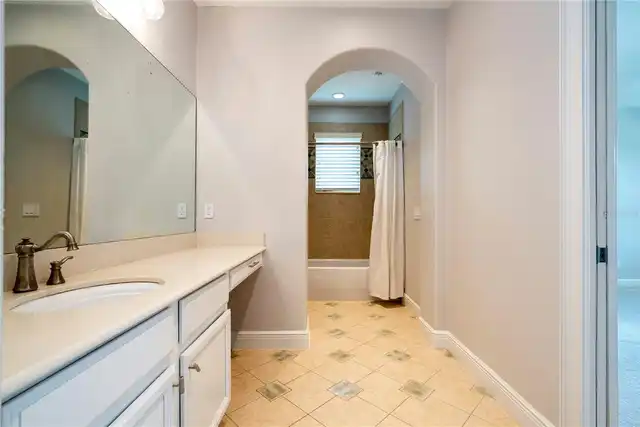 Listing Photo 73