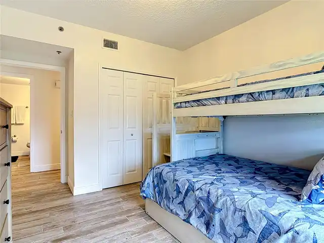 Listing Photo 34