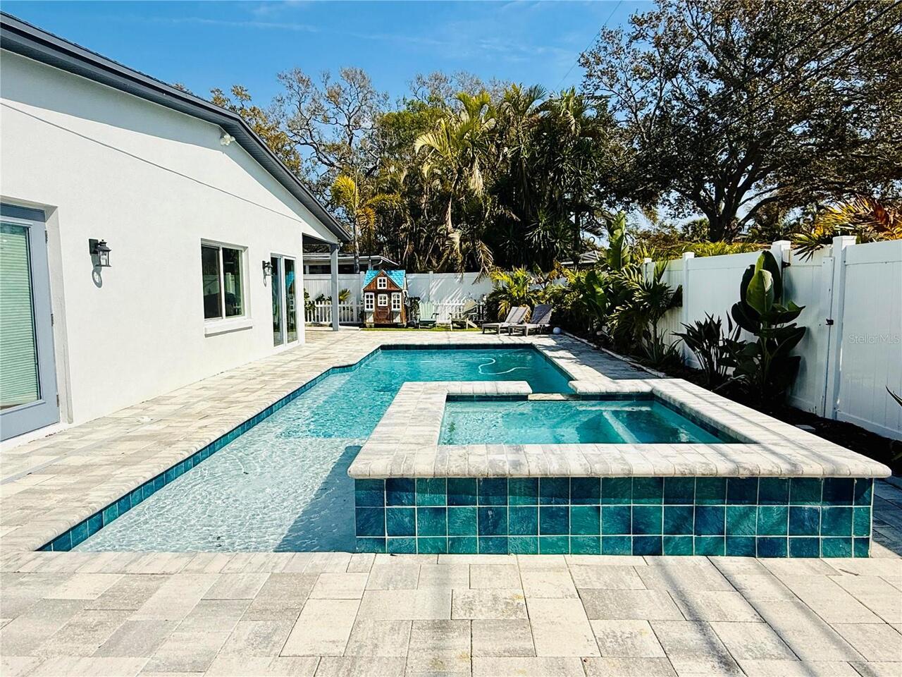 St Petersburg Real Estate