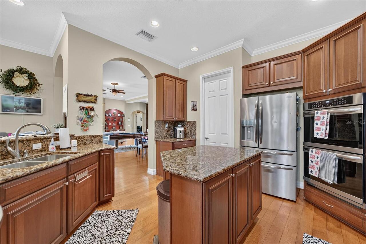 Listing Photo 17