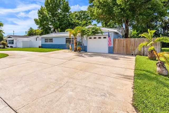 Listing Photo 42