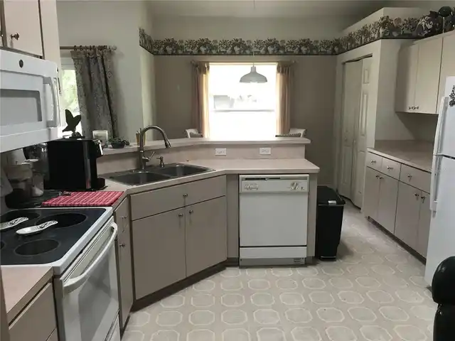Listing Photo 21